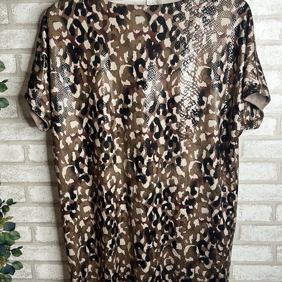 Women's Leopard Print Oversized Blouse Sz S - Picture 6 of 8